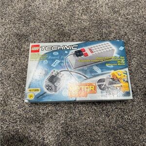 Lego Technic Power Pack Motor Set - Gray, Red, Yellow